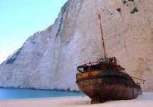 navagio9.jpg